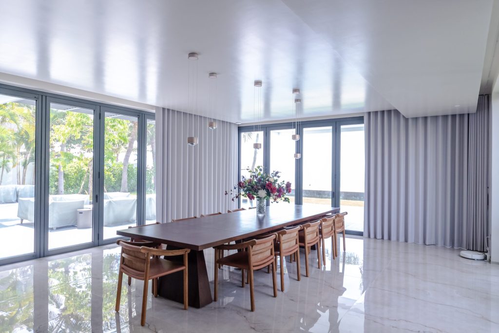 Rèm cửa phong cách hiện đại